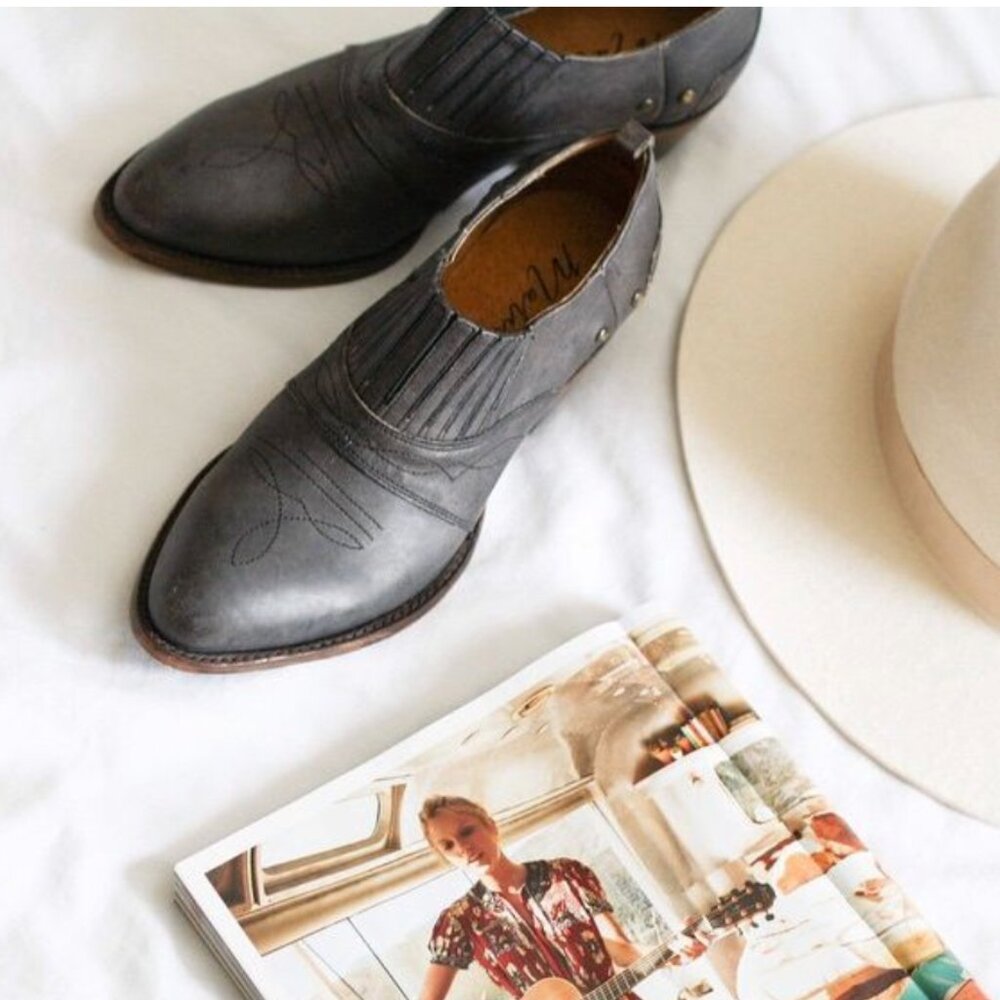 Matisse Roscoe Charcoal Leather Western Ankle Boots size 6